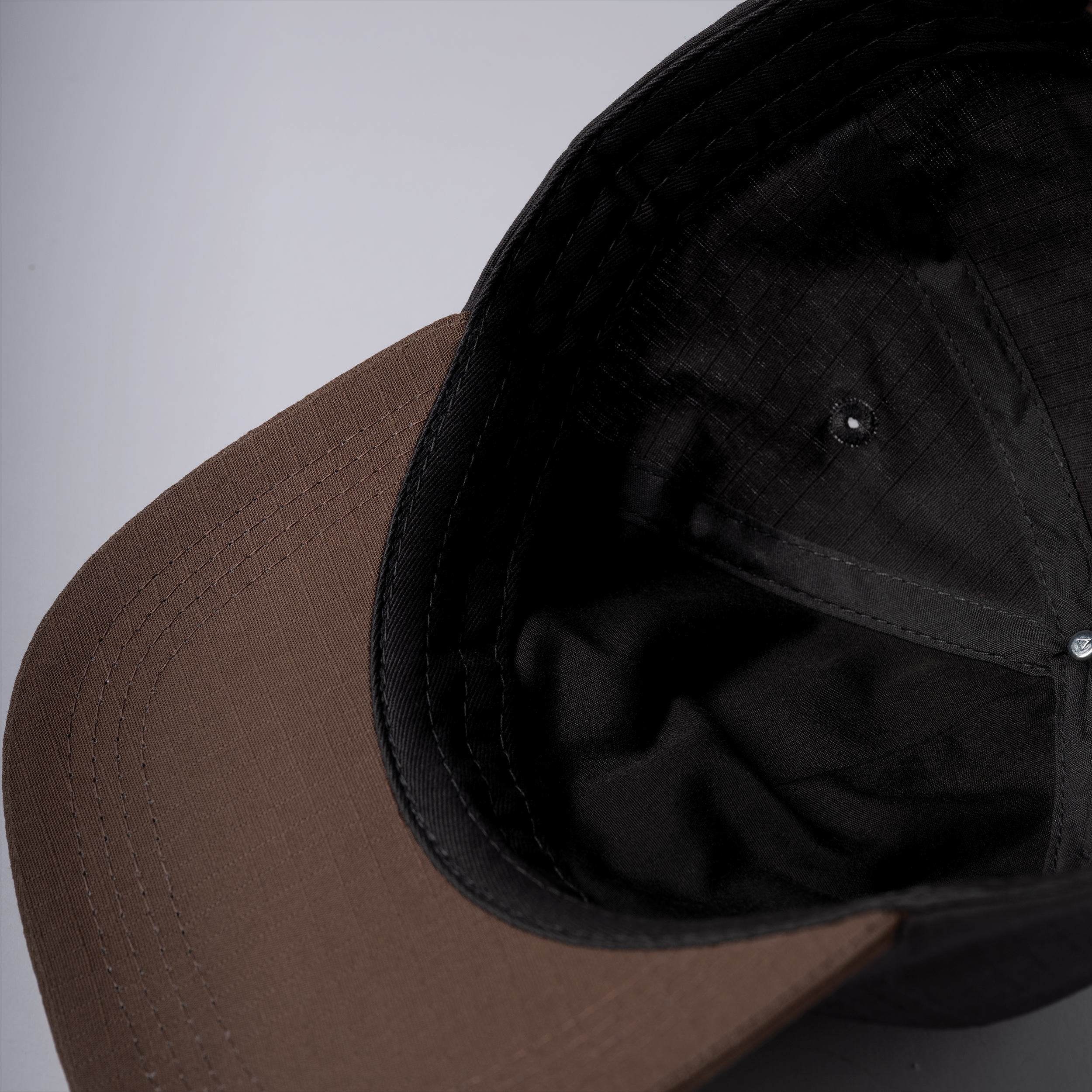 forward motion golf hat [chocolate]