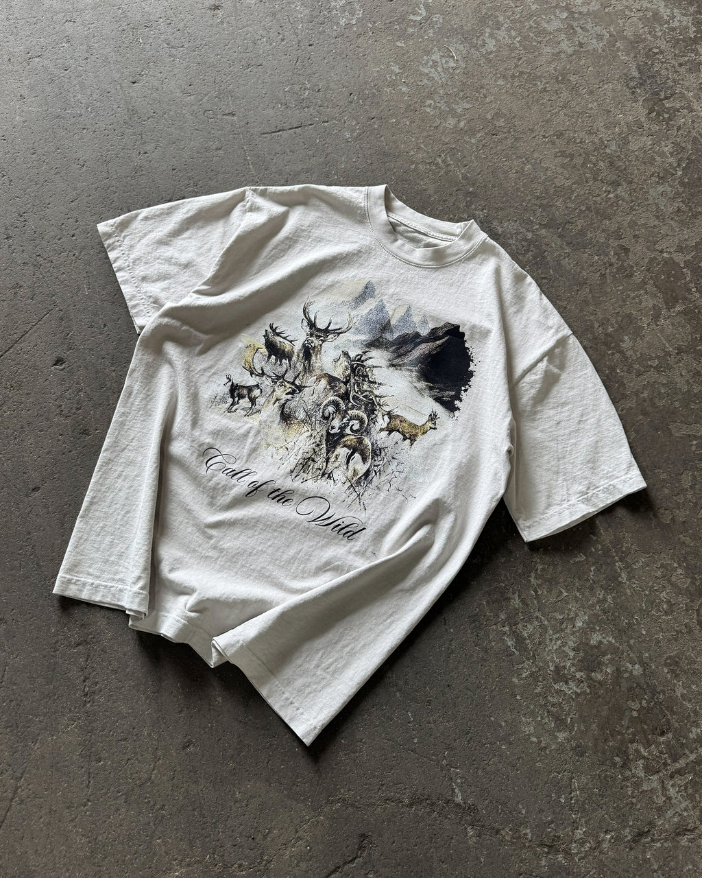 call of the wild heavyweight tee