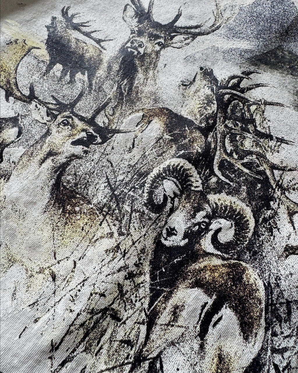 call of the wild heavyweight tee