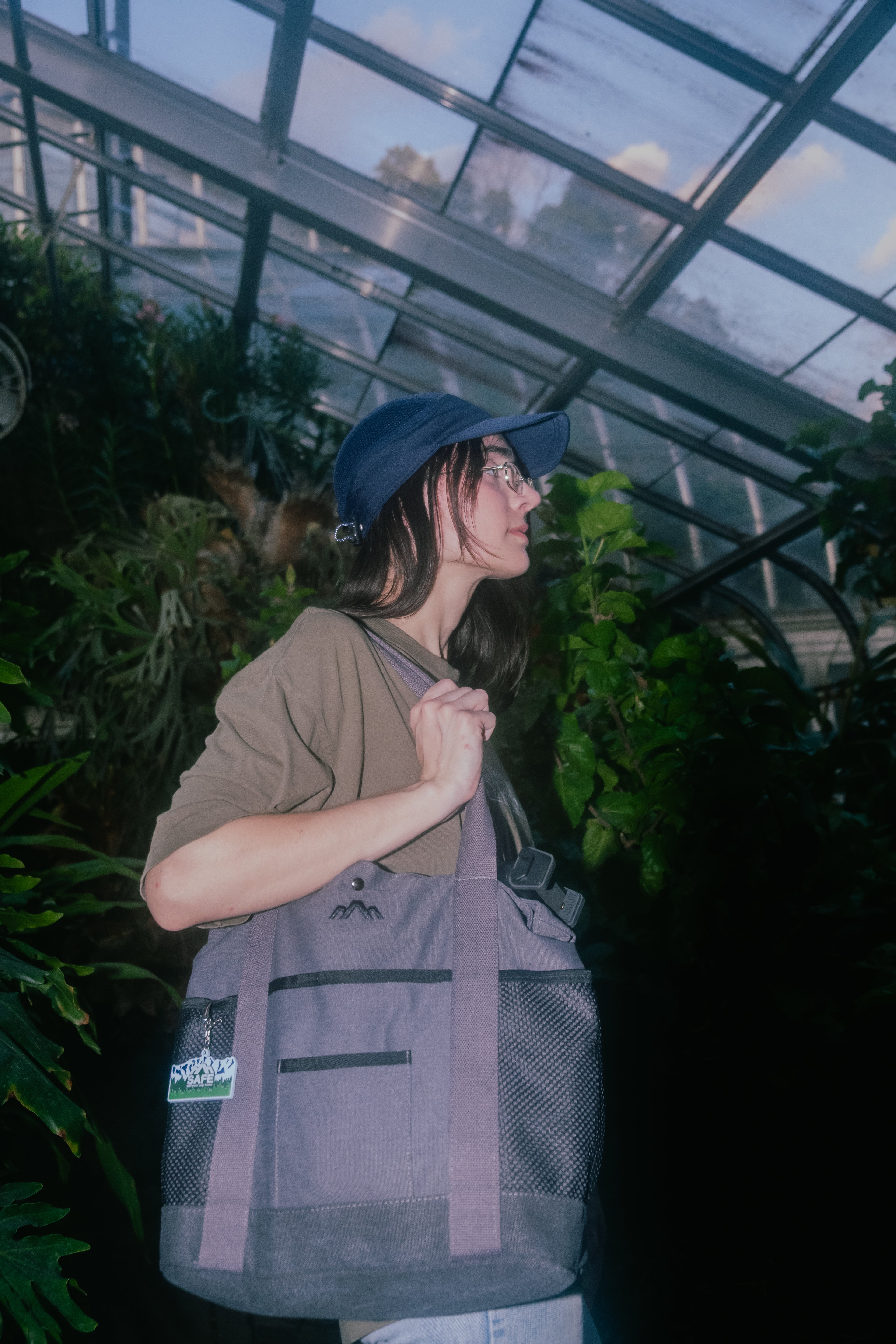 travelers daily tote bag