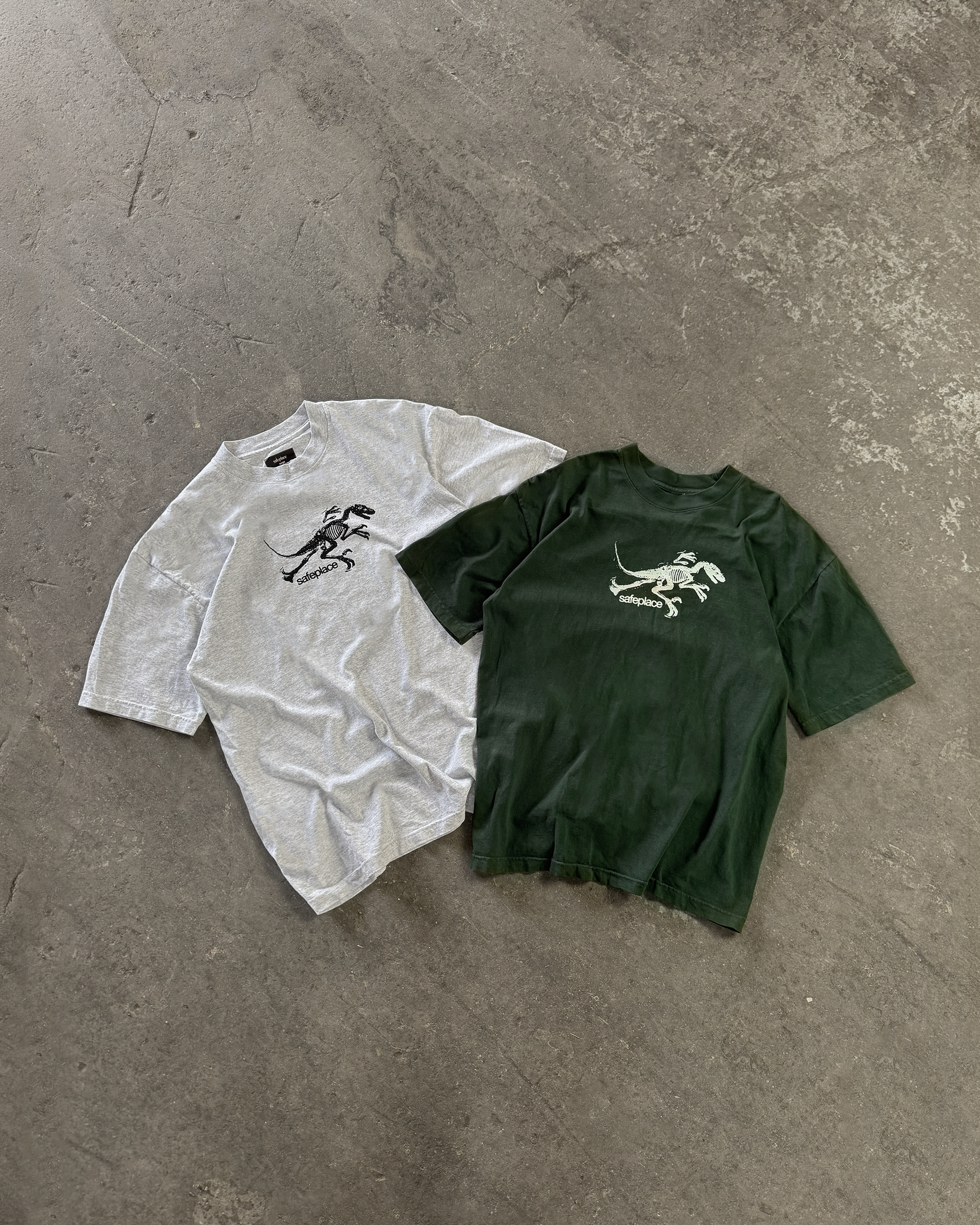 jurassic heavyweight tee [forest green]