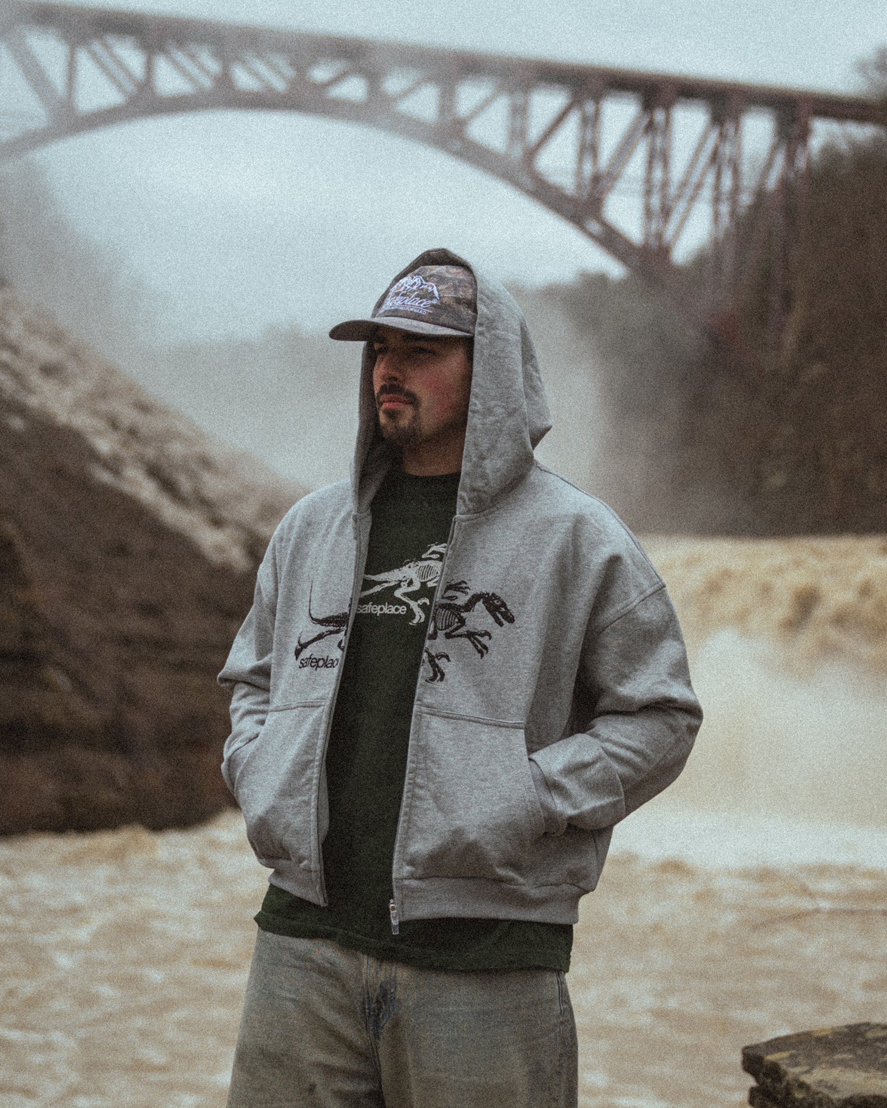 jurassic heavyweight tee [forest green]